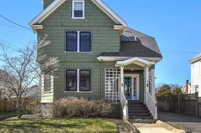 26 Elmwood Ave 1