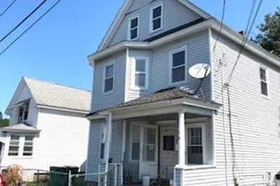 14 Burnside St #2