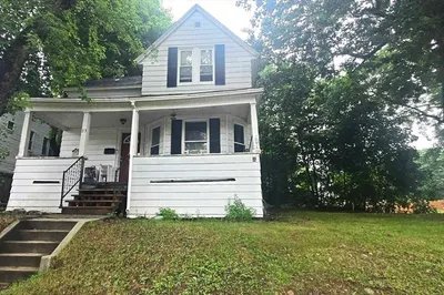 23 Clarendon St 1