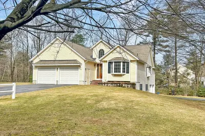 6 Country Club Road 1