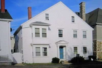 39 Pleasant St #3 1