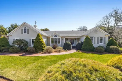 80 Clipper Way 1