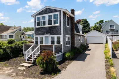 29 Aquidneck Ave 1