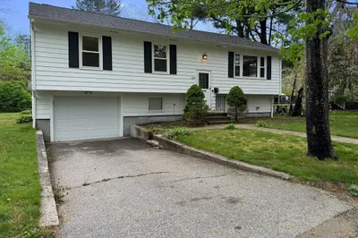 134 Broad St