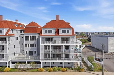 233 Beach Rd #A11 1