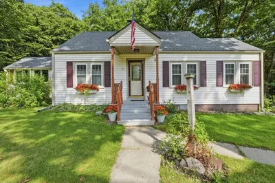 43 Birches Rd