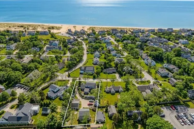 52, 50, 48 Braddock Street 1