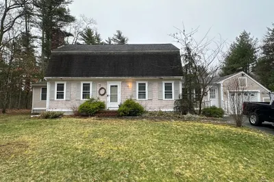 10 Betty Spring Rd