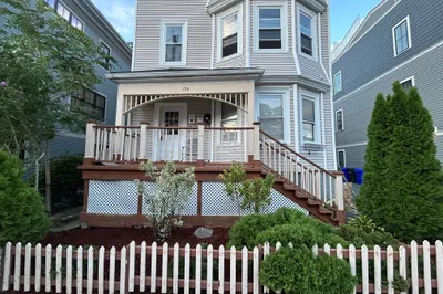 194 Boylston St 1