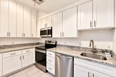 10 Weston Ave #420 1