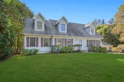 11 Maplewood Road 1