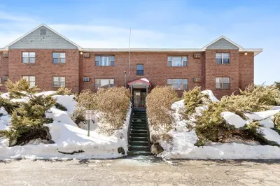 50 Spencer Rd #12L