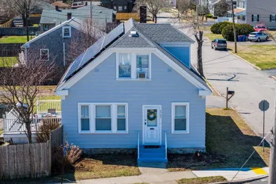 2709 Acushnet Ave 1