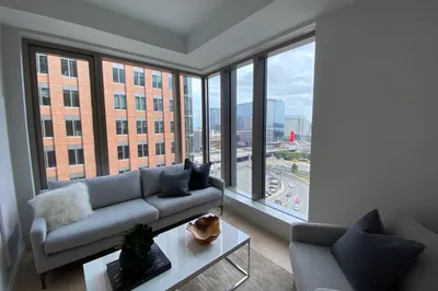 135 Seaport Blvd #708
