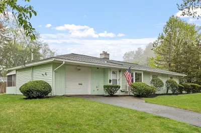 240 Central St