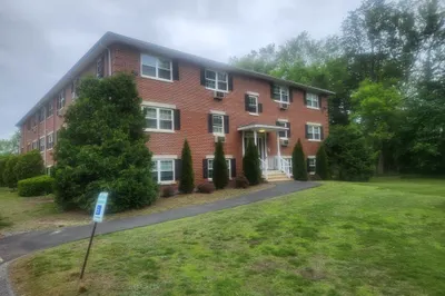 135 Union Street #16 1
