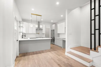 32 Brent St #1 1
