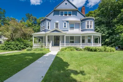 10 N Main St #5E 1