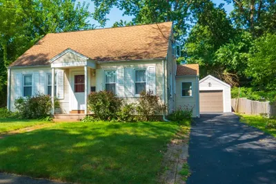 62 Balfour Drive 1