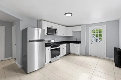 78 Walnut St #2