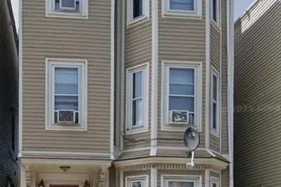 280 Lexington St 1