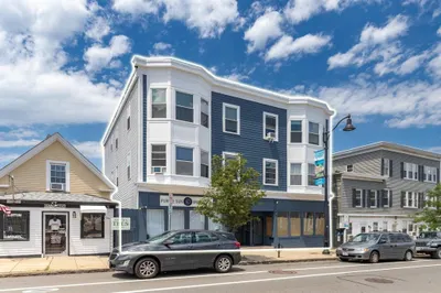 240 Rantoul St