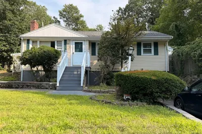 115 Center St 1