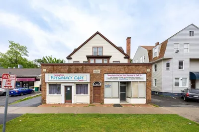 704-708 Sumner Avenue 1