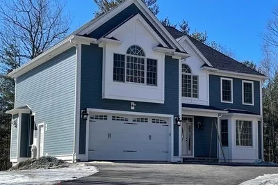 283 SE Main St #Lot 3 1