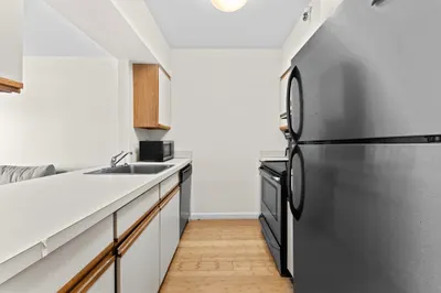 145 Pinckney St #202