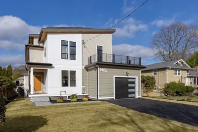 239 Mountain Ave 1