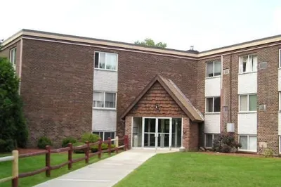 7 Weld St #2