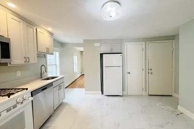 7 Sumner Pl #2 1