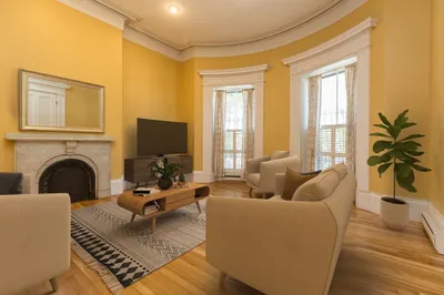 608 Massachusetts Ave #2 1