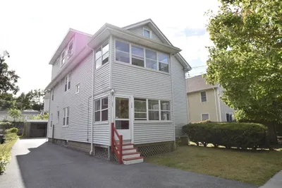 129-131 Grove St #2