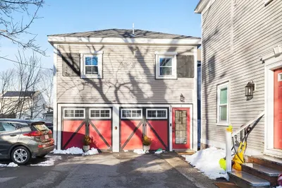 104 Bridge St #5