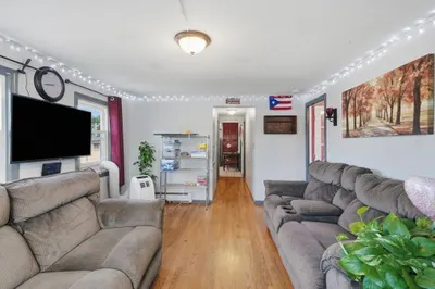 218 Calvary Street #2 1