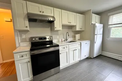 17 Aldrich Rd #2
