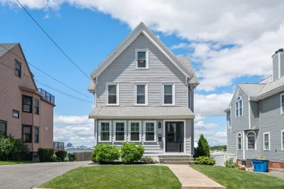 516 Pleasant St 1