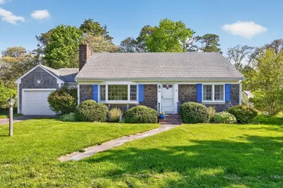 35 Joe Lincoln Rd 1