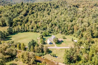 60 West Hawley Road 1