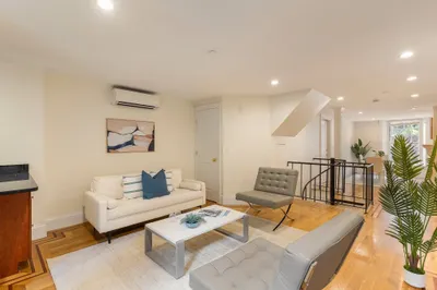 20 Joy St #1 1