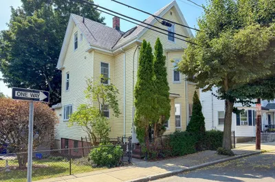 29 Wigglesworth St