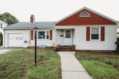 15 Sheehan Rd