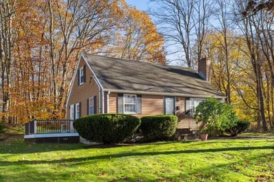 153 Highland St 1