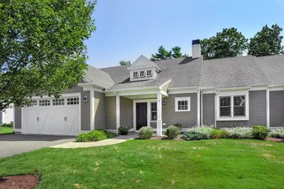 14 Mainsail Drive #14
