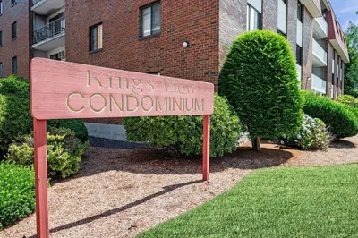 131 Pierce St #103 1