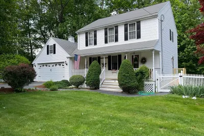 60 Woodside Drive