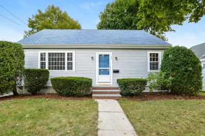234 Pine Grove St 1
