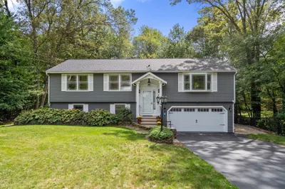86 Van Buren Road 1